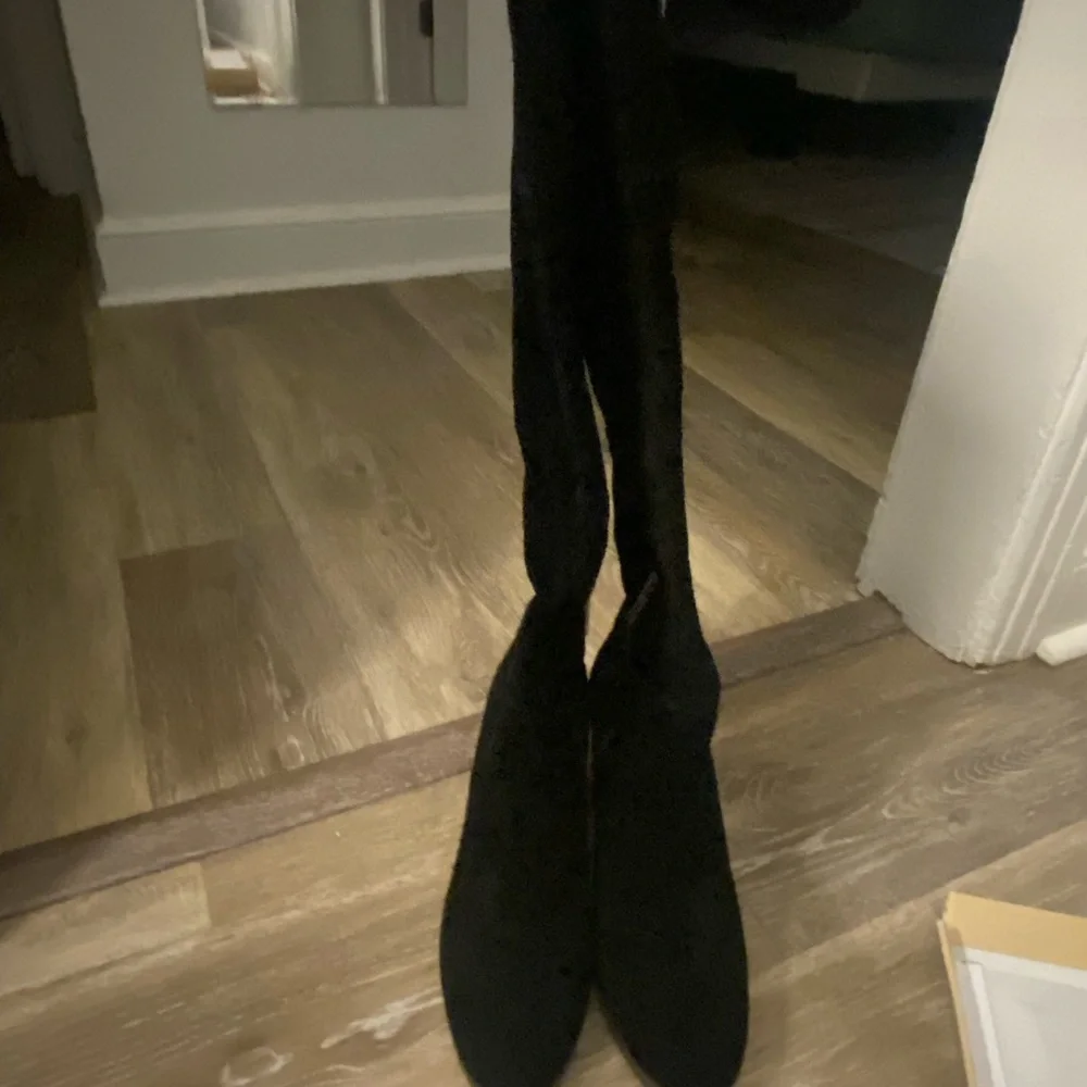 Tall, suede Michael Kors boots - Picture 2 of 4
